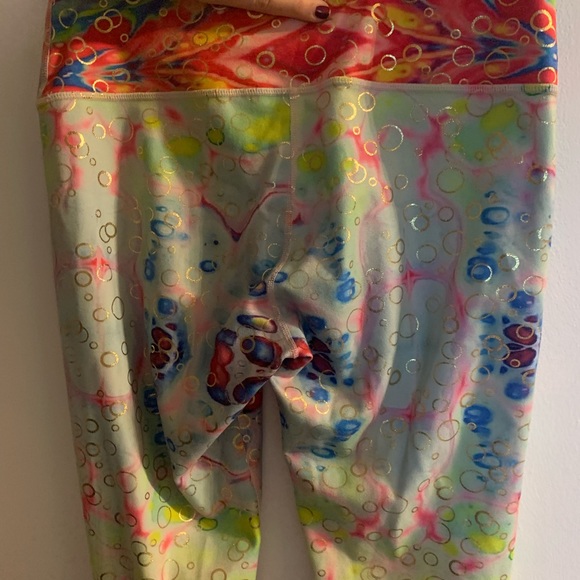 Sports bra and leggings combo - Picture 5 of 6